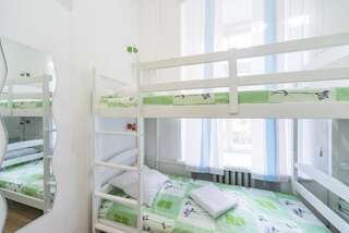 Хостелы Hostel MUZeYNY Киев Четырехместный номер-3